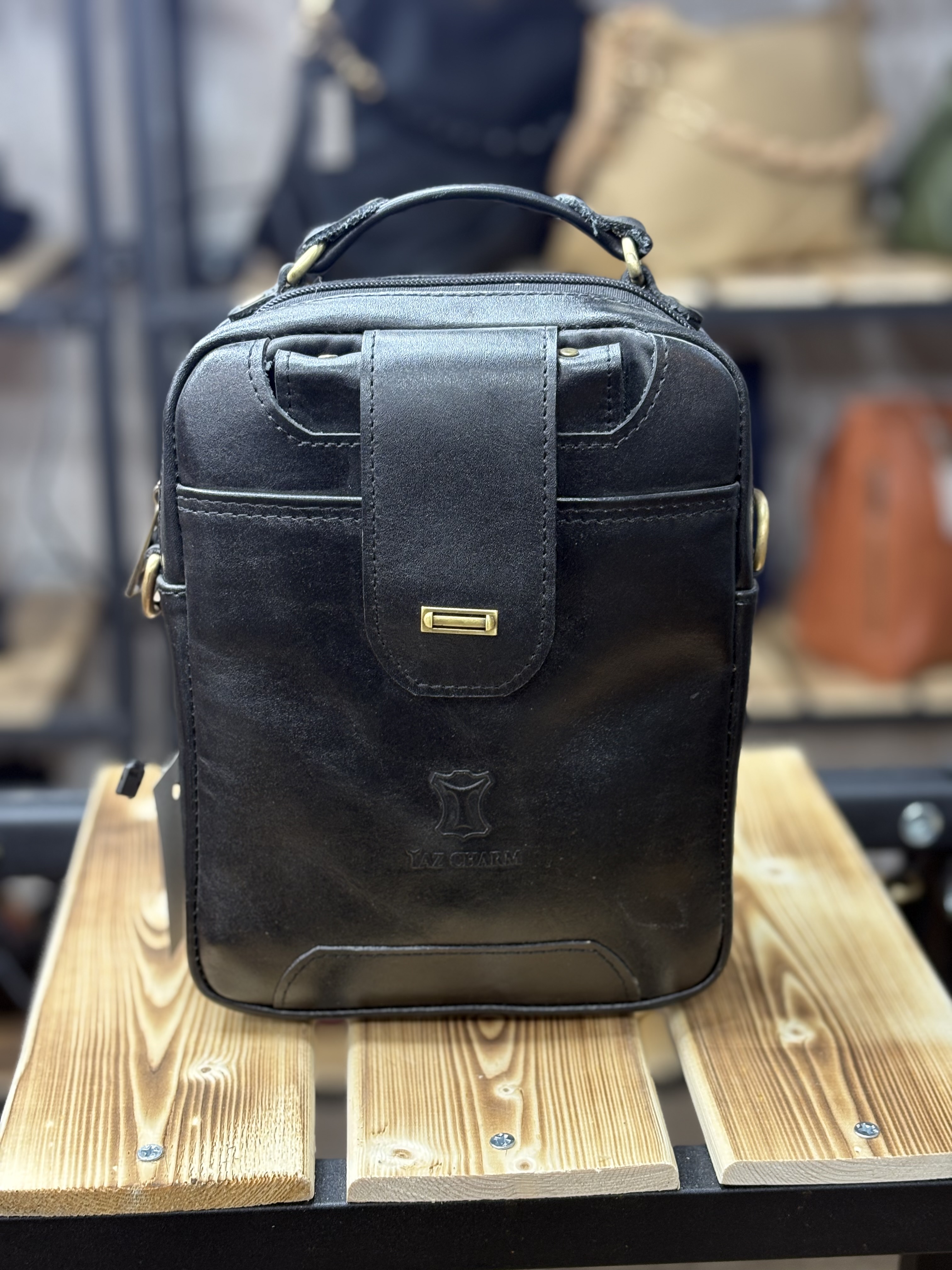 کیف مردانه چرم صنعتی متوسط جاکارتی دار