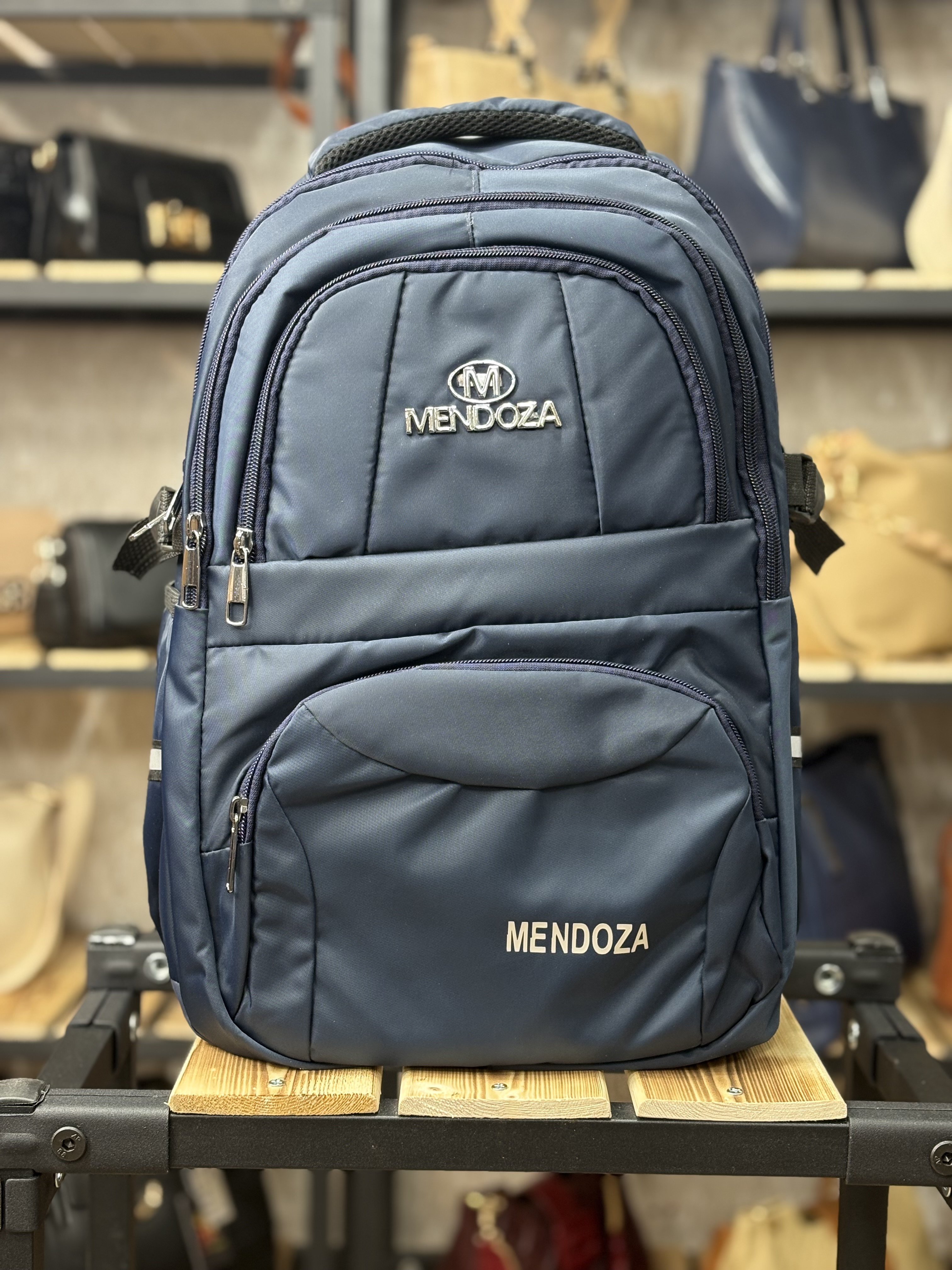 کوله پشتی برزنتی مندوزا